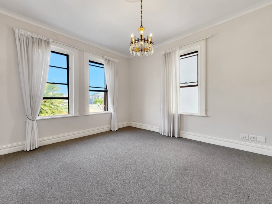 To Let 3 Bedroom Property for Rent in Sea Point Western Cape